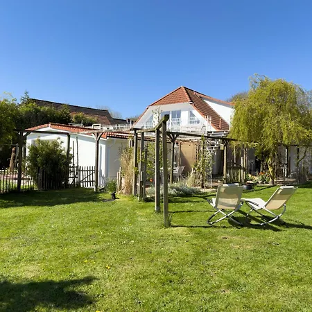 Weiss 2 Apartment Schillig